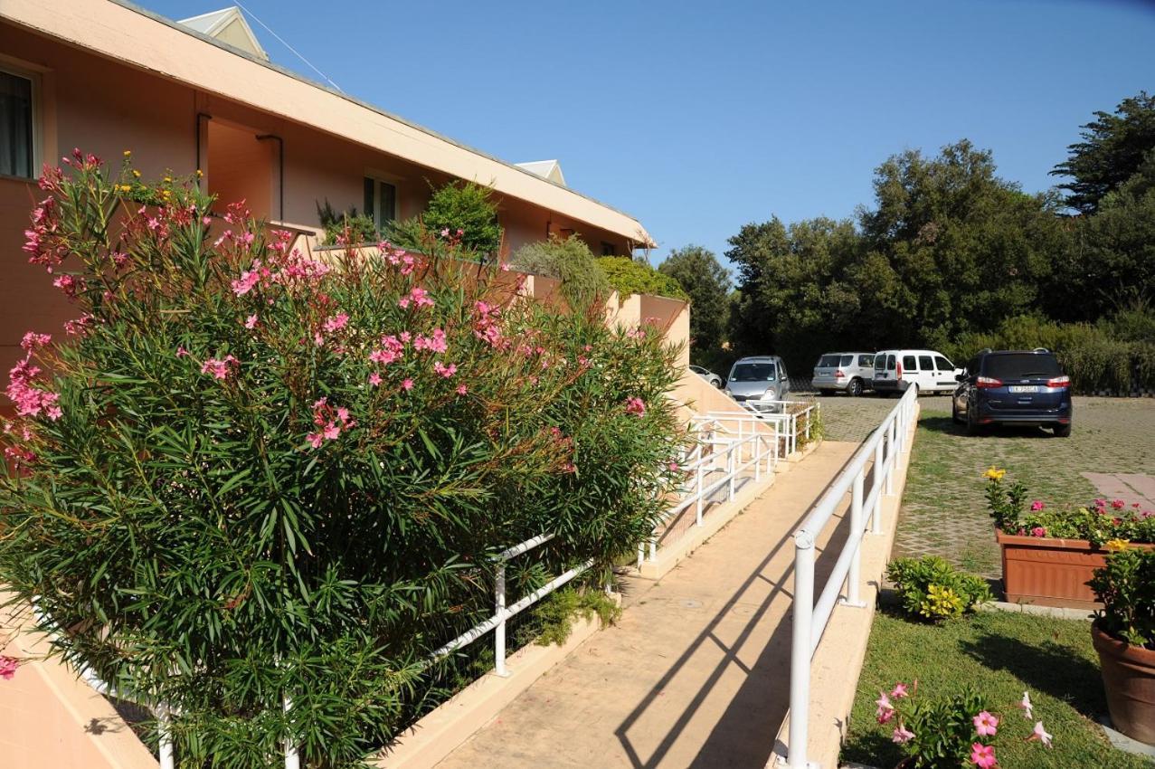 Residence Rex Lo Scoglietto Punta Ala Exterior foto