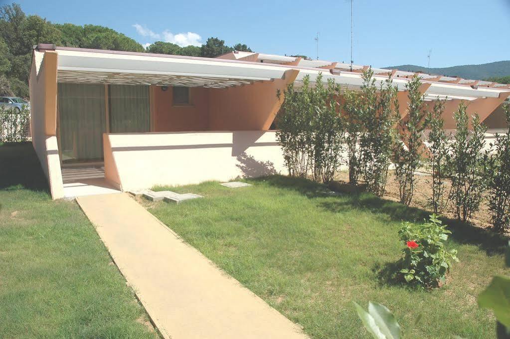 Residence Rex Lo Scoglietto Punta Ala Exterior foto