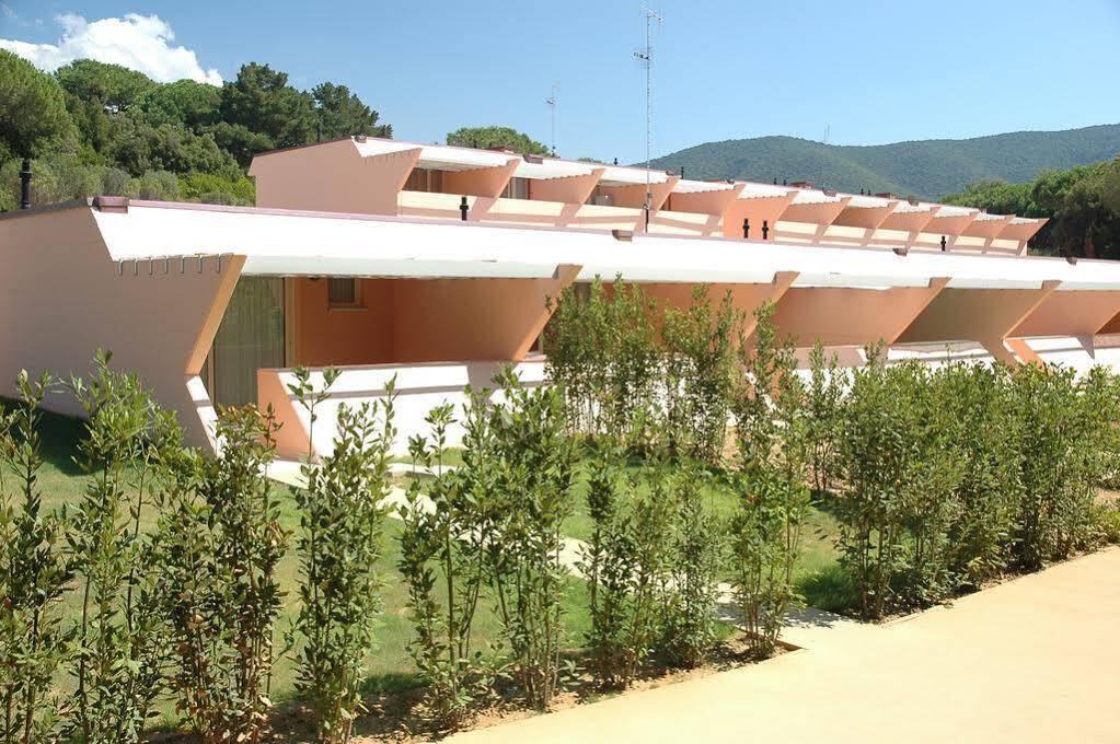 Residence Rex Lo Scoglietto Punta Ala Exterior foto